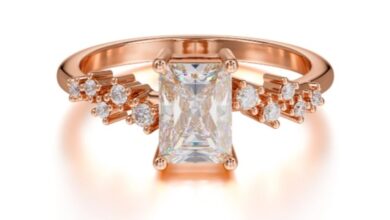 1ct Emerald Moissanite Ring